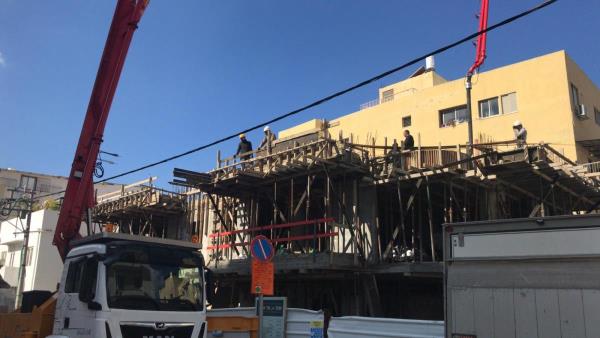 שפר 4, תל אביב