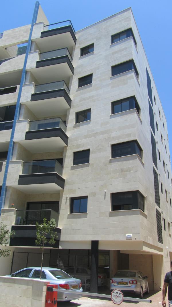 בר כוכבא 7, תל אביב